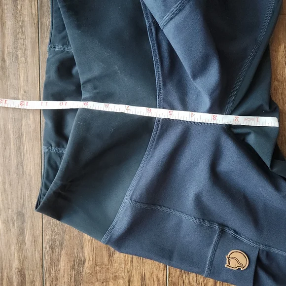 PRICE FIRM Fjallraven Abisko Trail Tight - Picture 15 of 16